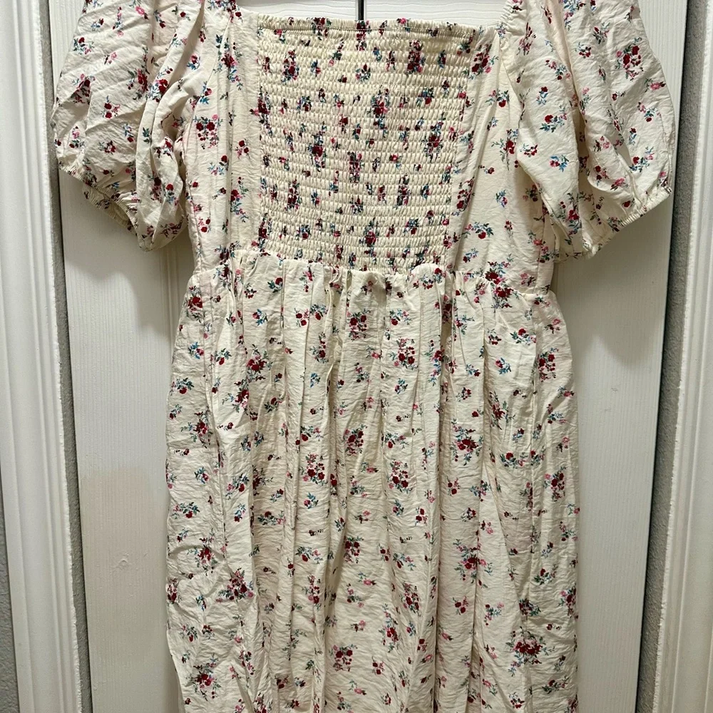 Wallflower‎ Cream Floral Dress